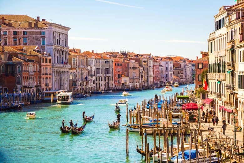 En solo una hora, podréis ir de Treviso a Venecia