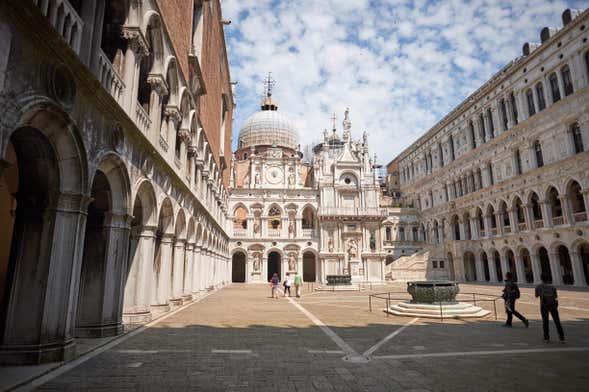 Visita guiada por el Palacio Ducal